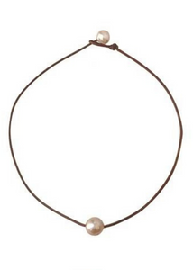 FWN white Single Necklace