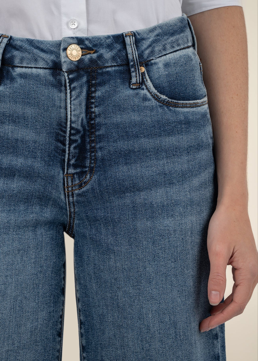 Kut From the Kloth Meg High Rise Fab Ab Wide Leg Raw Hem Jeans - Family