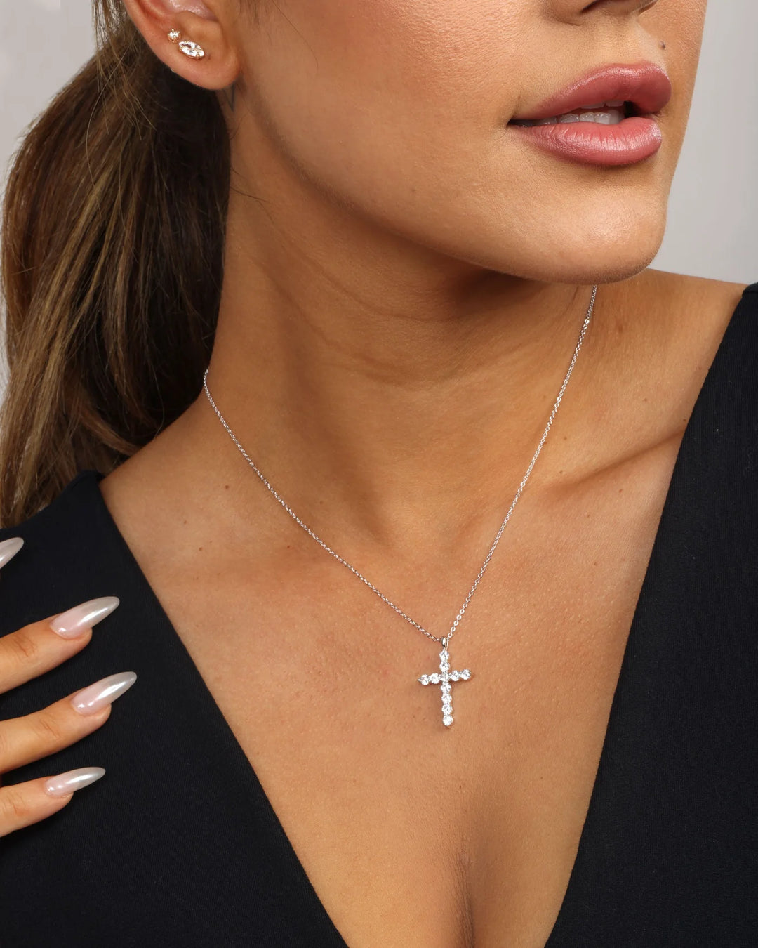 Melinda Maria Oh She Fancy Small Cross Pendant Necklace - Silver