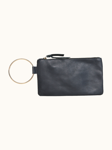 ** BOUTIQUE EXCLUSIVE** Fozi Wristlet-Black