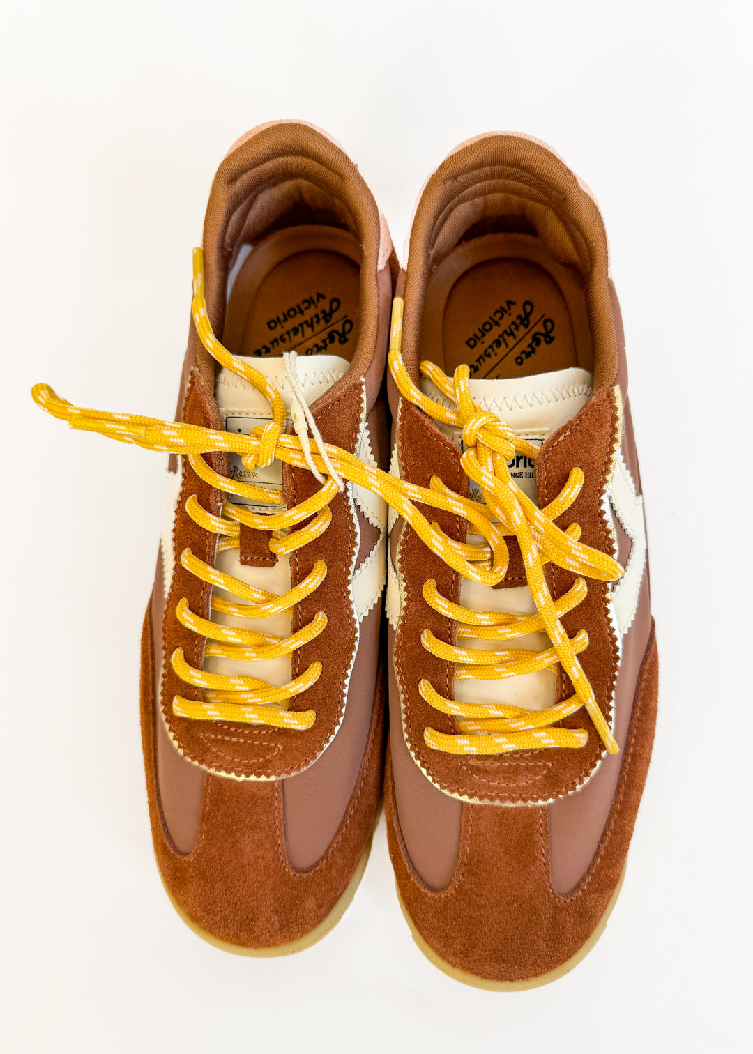 Victoria Masyn Sneakers