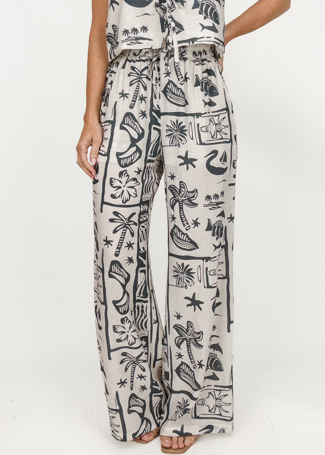 Women's White & Charcoal Abstract Ocean Print Wide Leg Pants